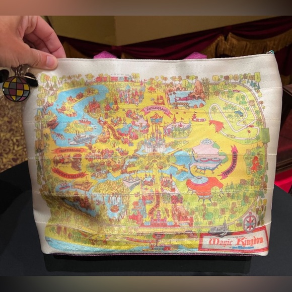 Harveys Vault 50th Disney medium streamline tote NWT - Picture 4 of 10